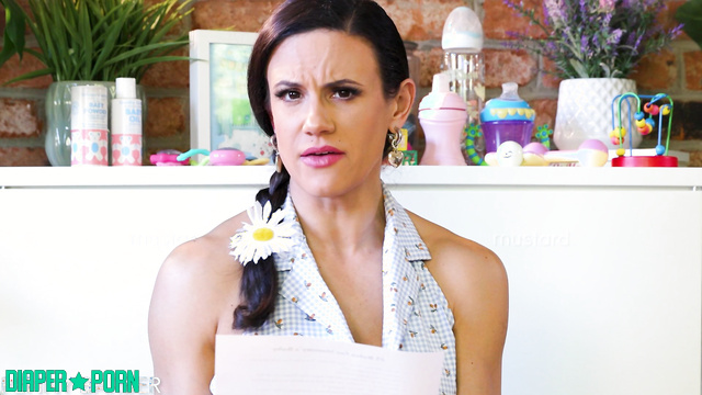 Penny Barber - She showed her subscribers diapers and a dildo