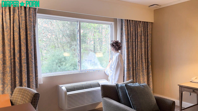 STUDIO ODETTE DELACROIX - A new day with a new diaper
