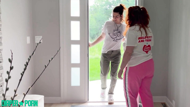 Ginger ABDL - A guy peed himself in his girlfriend's house