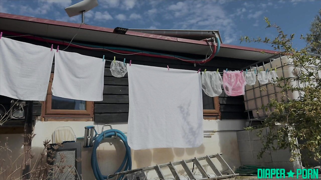 LGIstudio - All the diapers have been washed and are now drying in the sun