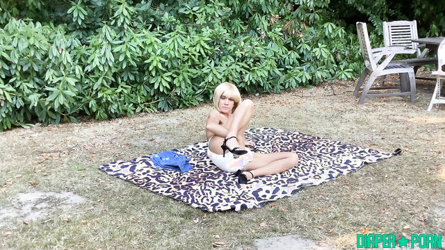 Busty British Babe CherryB - Nappy in the garden (milf stroking it)