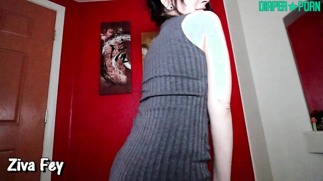 Ineed2pee Ineedamommy Abdl Diapers - Horny Ziva Fey stroking herself in a diaper