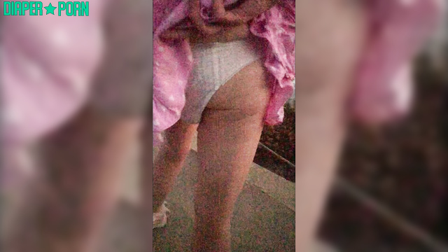 LittlePrincessBug - Smiling brunette peed in a diaper on the beach