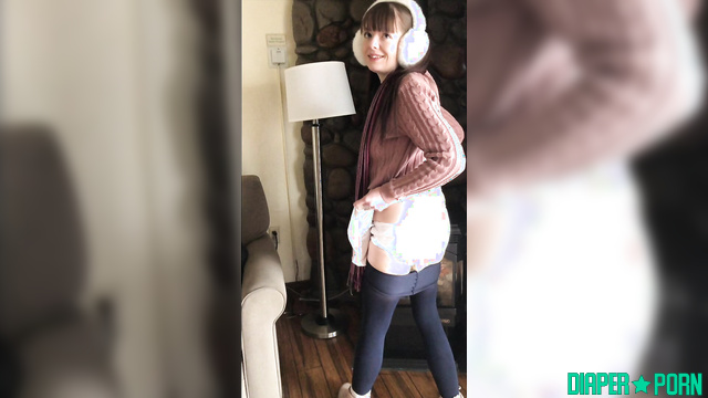 Littleprincessbug - Lake Tahoe: Diaper girl public tasks and challenges