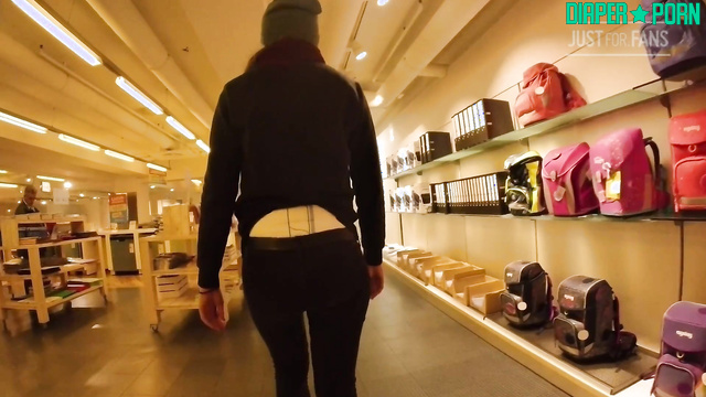 FetishAlex1900 - walking in pampers with boyfriend in a shopping center