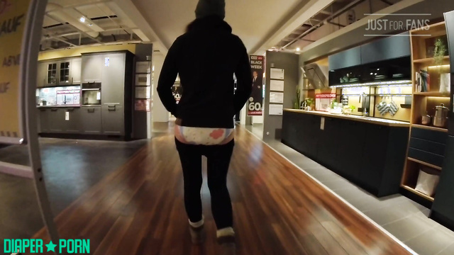 FetishAlex1900 - solo walking around the shopping center (in a nappy)