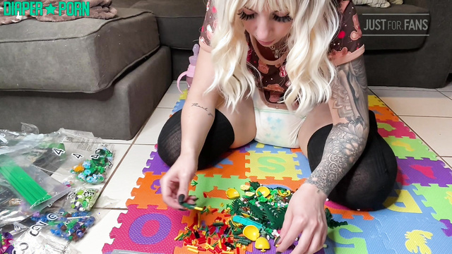 daddaslilstar - young Star showed off her cool Lego collection