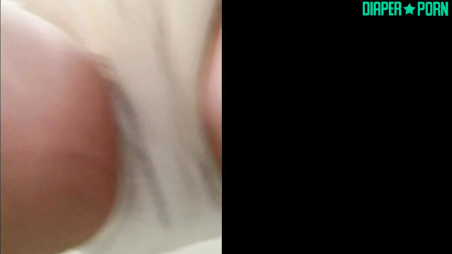 bbabybbear - getting ready for her daddy (diaper change)