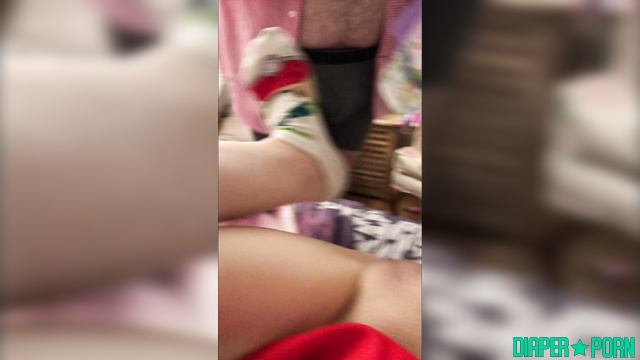 LittlePrincessBug - pov diaper changing (by caring daddy)