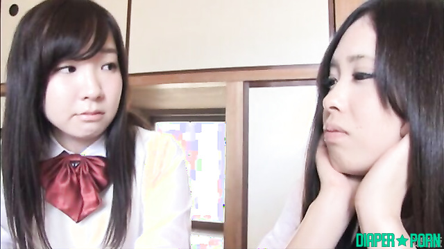 Sanwa Erotica - Mommy ordered her to change all her sisters' diapers