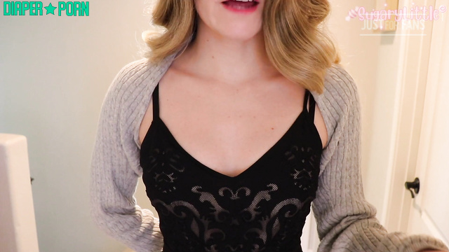 Sugary Little - Cool masturbation in wet jeans, close ups